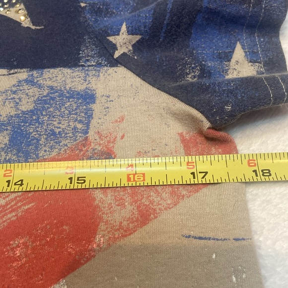 ROCK & REPUBLIC Size S Patriotic Fringe Flag Top - Picture 6 of 9